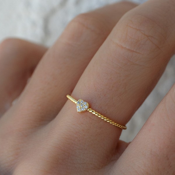 Dainty Heart Ring, Minimalist Ring, Gold Heart Ring, Silver Heart Ring, Rose Gold Heart Ring, Promise Ring, Stacking Ring, Gift for Her,