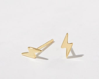 Lightning Bolt Stud Earrings, Gold Bolt Earrings, Dainty Stud Earrings, Lightning Studs, Minimalist Stud Earrings, Cartilage Stud Earrings,