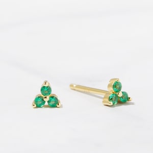 Tiny Emerald Stud Earrings, Emerald Studs, Stud Earrings, Dainty Stud Earrings, Small Stud Earrings, Tiny Stud Earrings, Minimalist Earrings