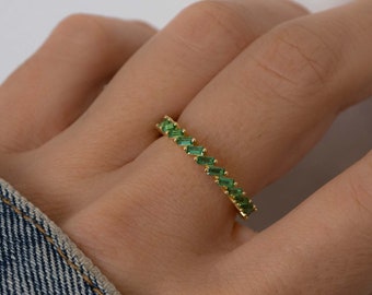 Emerald Baguette Eternity Band, Baguette Ring, Eternity Ring, Gold Minimalist Ring, Simple Diamond Ring, Silver Ring, Gift for Her,