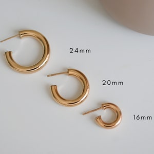 Medium Chunky Hoops, Gold Hoops, Gold Hoop Earrings, Chunky Hoops, Stylish Gold Earrings, Everyday Hoops, Jewelry Gift for Her