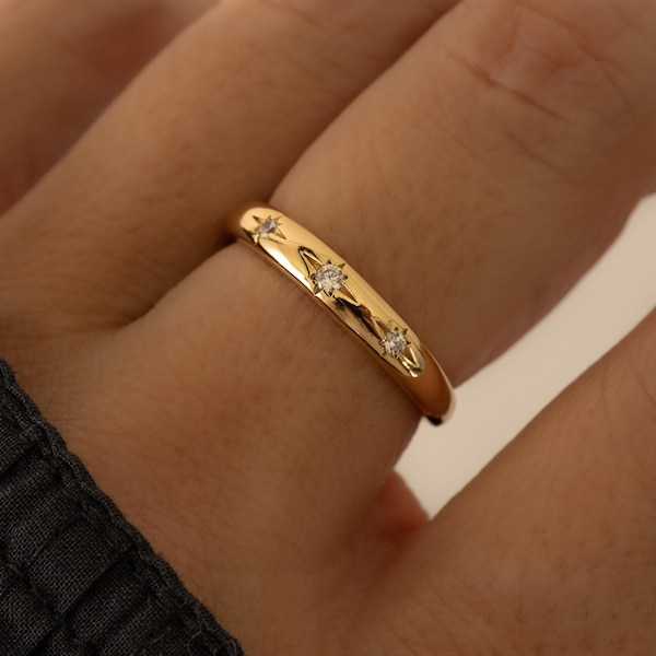 Thin Starburst Diamond Ring, Star Setting Celestial Ring, Gold Ring, Silver Ring, Dainty Ring, Minimalist Jewelry, Christmas Gift for Her
