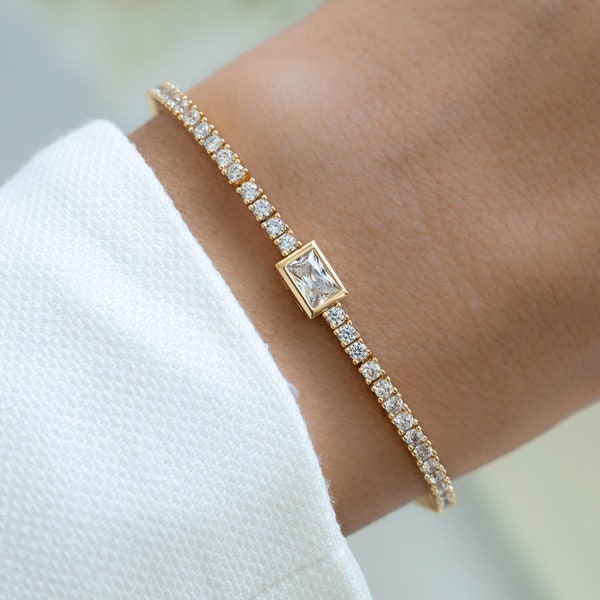 Tennis Bracelet by Sami Jewels, Emerald Cut Tennis Bracelet, Bezeled Tennis Bracelet, Bridal Jewelry Gift for Her Wedding Jewelry Bridesmaid