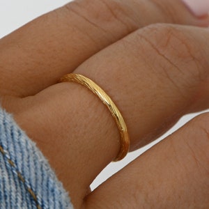 Sierlijke ring, stapelringen, gouden minimalistische ring, stapelbare ringen, sterlingzilveren ring, ringen, cadeau voor haar, eenvoudige ring, ringen voor vrouwen