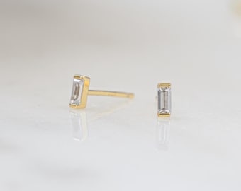 Orecchini a bottone, Zirconi cubici, Orecchini in argento, Gioielli delicati, Orecchini a bottone in oro, Piccoli orecchini a bottone, Orecchini minimalisti, Regalo per lei