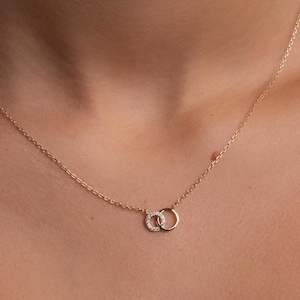 Circle Infinity Necklace, Interlocking Necklace, Anniversary Gift, Circle Necklace, Bridal Jewelry, Minimalist Necklace Dainty Necklace Gift