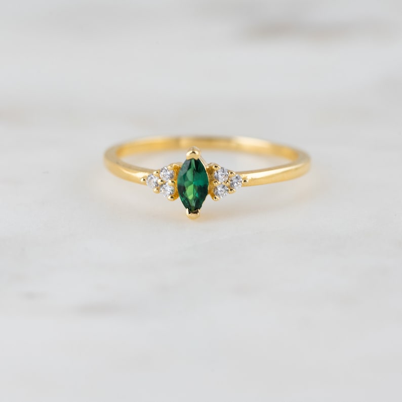 Emerald Ring, Emerald Marquise Ring, May Birthstone, Dainty Ring, Sterling Silver Emerald Ring, Gold Emerald Ring, Gift for her, Simple Ring 