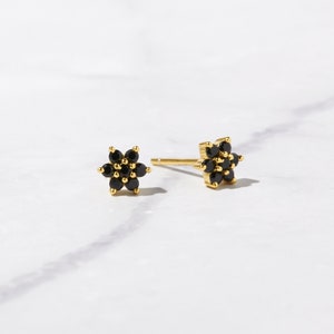 Black Stud Earrings, Black Earrings, Tiny Studs, Small Studs, Minimalist Earrings, Stud Earrings, Black Studs, Onyx Small Stud Earrings