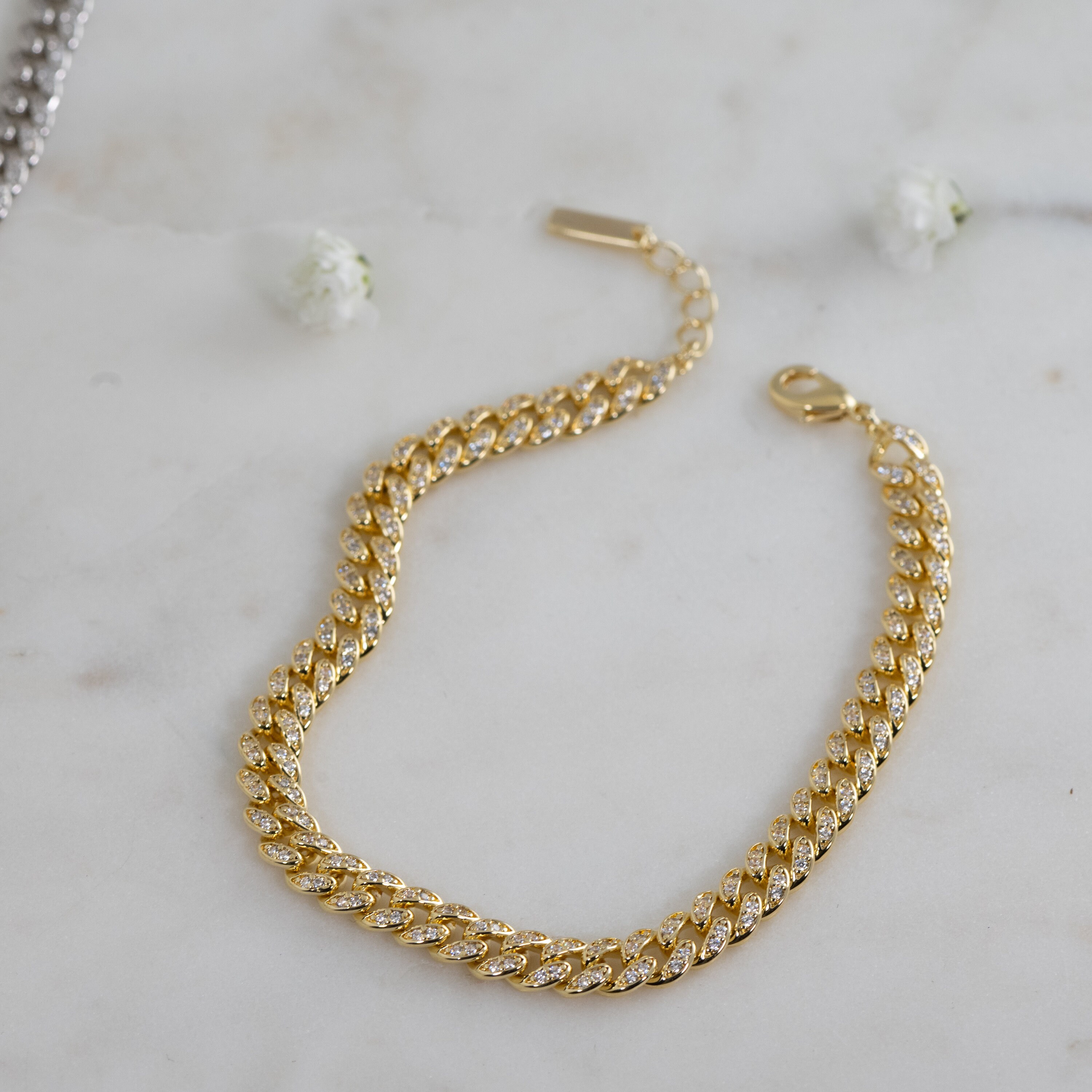 10" 14K Gold Plated Concave Cuban Link Anklet – CZ Round Gemstone – Lobster Clasp