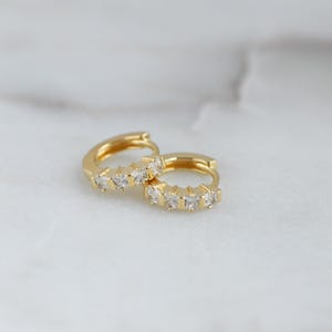Huggies, Small Gold Hoop Earrings, Huggie Earrings, Minimalist Earrings, Huggie Hoop Earrings, Dainty Hoops, Bridesmaid Gift, Small Hoops