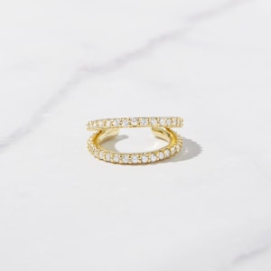 Gold ear cuff Dainty Ear Cuff Minimalist Ear Cuff No Piercing Ear Cuff Tiny Ear Cuffs Huggie Ear Cuff Conch Ear Cuff Fake Piercing Gift