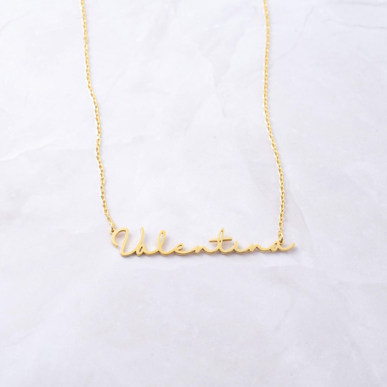 Aangepaste naamketting, sierlijke naamketting, gepersonaliseerd cadeau, gepersonaliseerde sieraden, naamsieraden, cadeau voor haar, cadeau voor moeder, gouden naam afbeelding 2