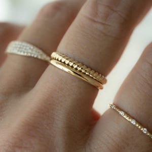 Sierlijke ring, minimalistische ring, stapelring, gouden ring, sterlingzilveren ring, slangenring, spiraalring, cadeau voor haar, verstelbare ring