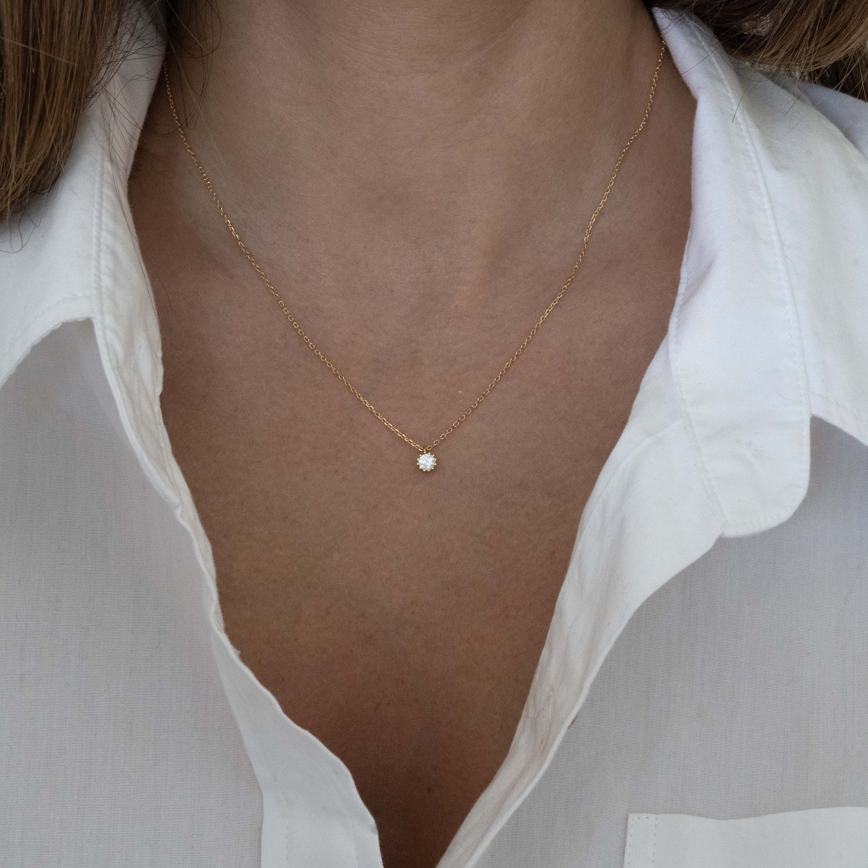 Gold Thin Herringbone Chain Necklace – OUZEL