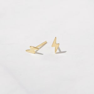 Lightning Bolt Stud Earrings, Gold Bolt Earrings, Dainty Stud Earrings, Lightning Studs, Minimalist Stud Earrings, Cartilage Stud Earrings,
