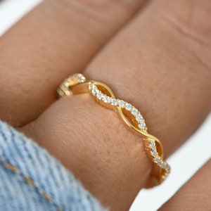 Infinity Ring, Eternity Ring, Twist Ring, Sierlijke Ring, Eenvoudige Ring, Stapelring, Diamanten Ring, Eeuwigheid Band, Cadeau voor haar, Stapelring