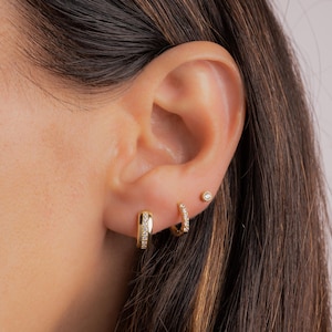 Diamond Huggie Earrings, Small Hoop Earrings, Dainty Earrings, Minimalist Earrings, Gift for Her, Gold Hoop Earrings, Huggie Hoop Earrings