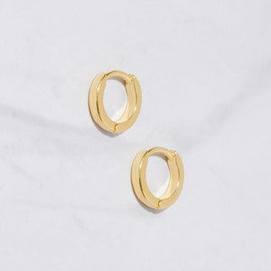 Gold Creolen Ohrringe Gold Huggie Ohrringe Kleine Creolen Silber Kleine Creolen Gold Creolen Huggies Brautjungfer Geschenk Gold Creolen