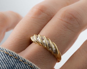 Baguette Ring, Twist Baguette Ring, Stapelring, Gold Ring, Minimalist Ring, Sterling Silber Ring, Croissant Ring, Kuppel Ring, zierlicher Ring