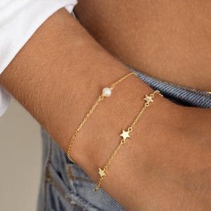 Pulseira de pérolas, Pulseira delicada, Pulseira delicada, Joias de pérolas, Joias de pérolas para noivas, Presente para ela, Presente para madrinhas, Pulseira minimalista