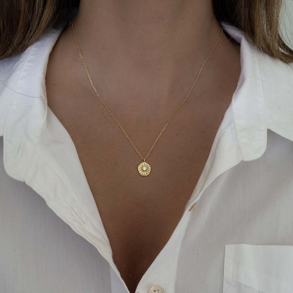 Medallion Necklace, Dainty Necklace, Gold Pendant Necklace, Coin Necklace, Gold Necklace, Layering Necklace, Gold Medallion, Gift for Her