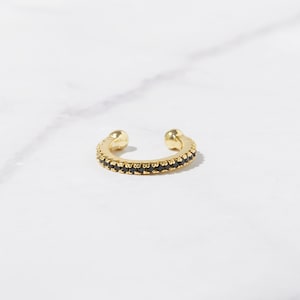 Black Ear Cuff Dainty Ear Cuff Minimalist Ear Cuff No Piercing Ear Cuff Tiny Ear Cuffs Huggie Ear Cuff Conch Ear Cuff Fake Piercing Gift