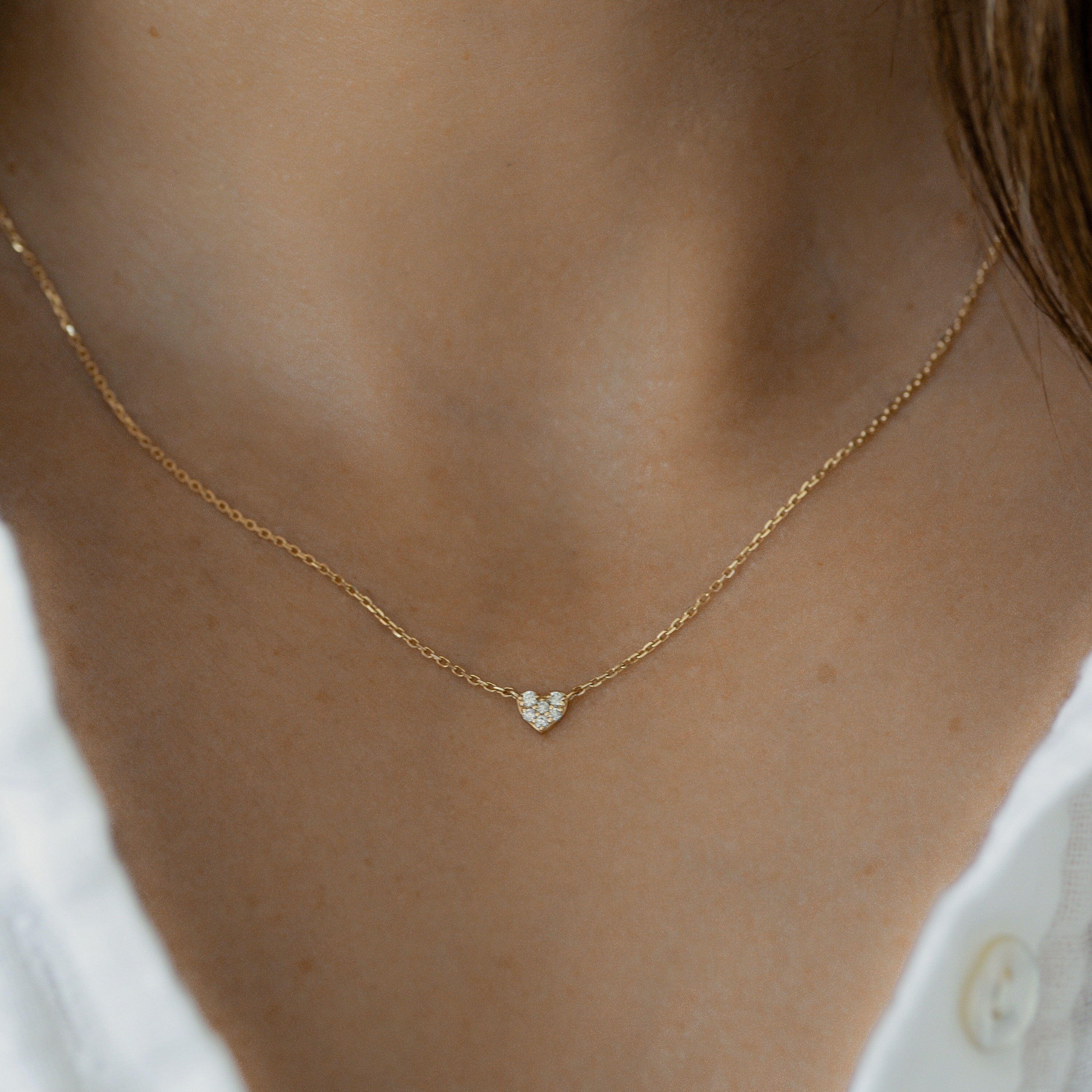 Tiny Diamond Heart Charm Bracelet – STONE AND STRAND