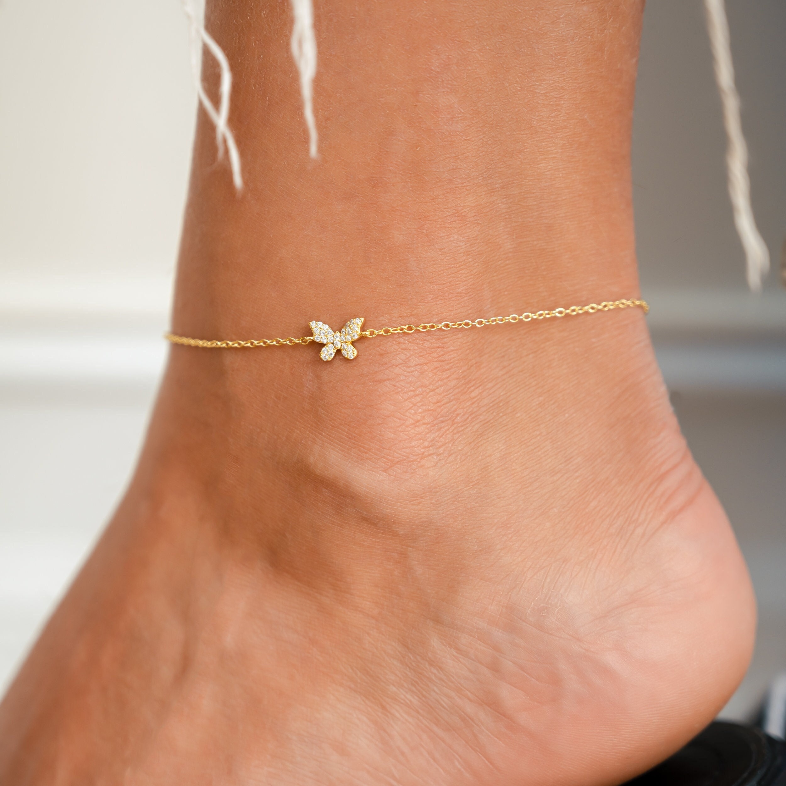 Amyo Dainty Gold Anklet, Minimal Ankle Bracelet, Faceted Bead Anklet