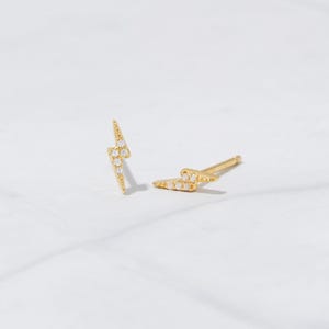 Lightning Bolt Stud Earrings, Gold Bolt Earrings, Dainty Stud Earrings, Lightning Studs, Minimalist Stud Earrings, Cartilage Stud Earrings,