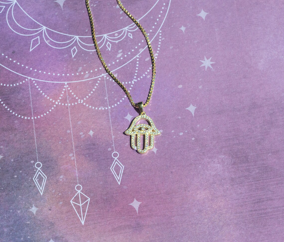 Gold Hamsa Hand Necklace Hamsa Jewelry Hamsa Necklace Evil Eye Etsy