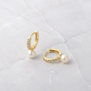 Pearl Hoop Earrings, Small Hoop Earrings, Small Hoops, Huggie Hoops, Pearl Earrings, Gold Huggies, Gift for her, Dainty Earrings, Minimalist