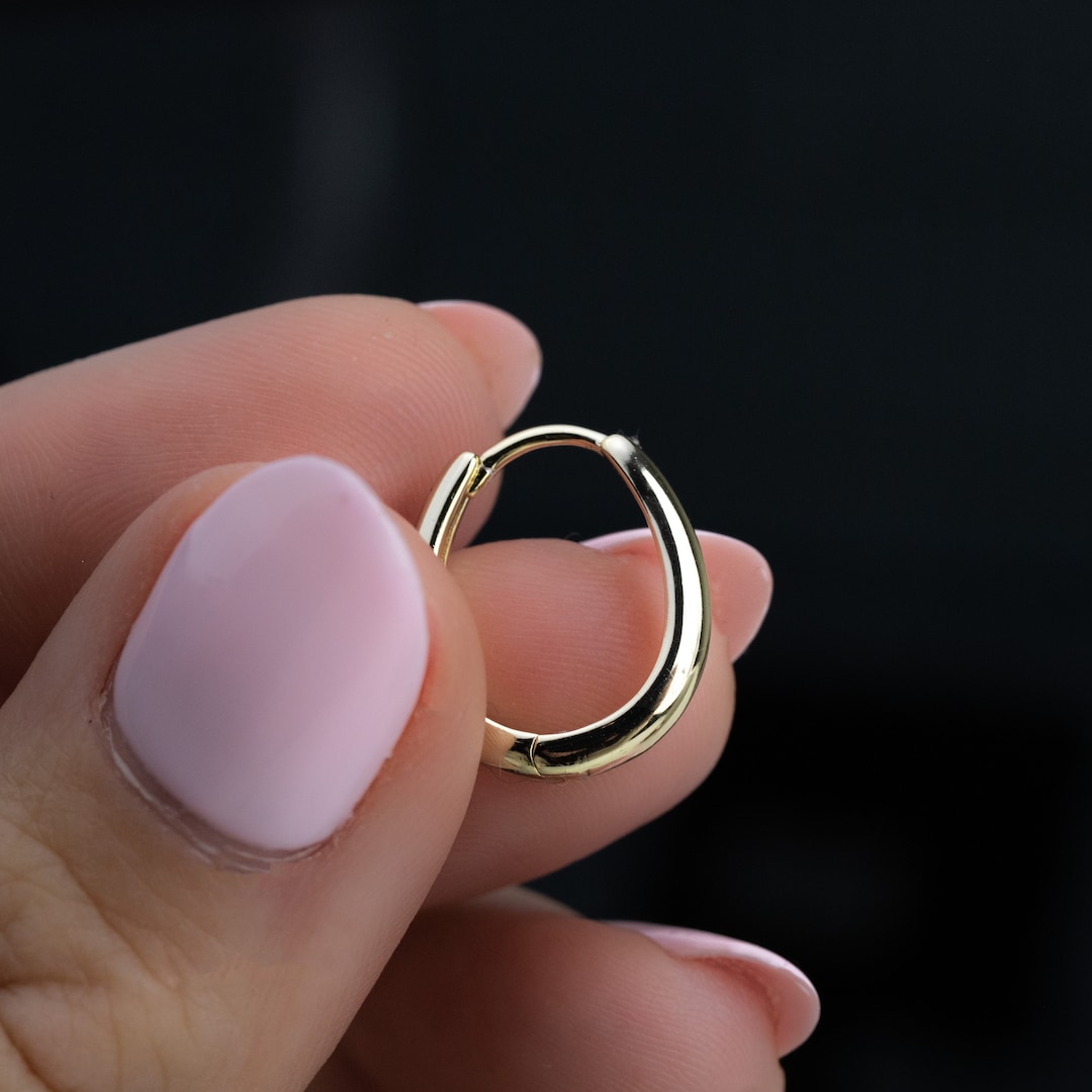 Oval Hoop Earrings, Small Hoop Earrings, Small Hoops, Gold Hoops, Silver Hoop Earrings, Huggie Hoop Earring Minimalist Earrings Gift for Her - Etsy Australia