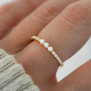 Pearl Ring, Dainty Pearl Ring, Gold Pearl Ring, Stacking Ring, Simple Ring, June Birthstone, Minimalist Ring, Sterling Silver Pearl Ring