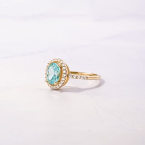 gold statement ring