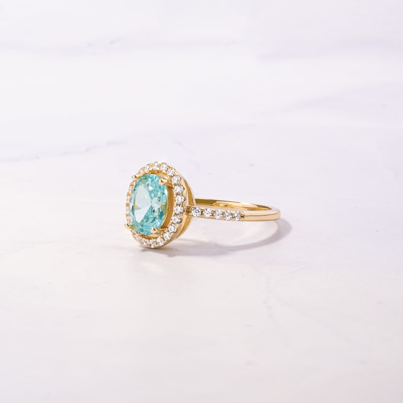 gold statement ring