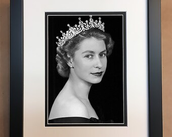 Queen Elizabeth Black and White Photo Professionally Framed - Etsy