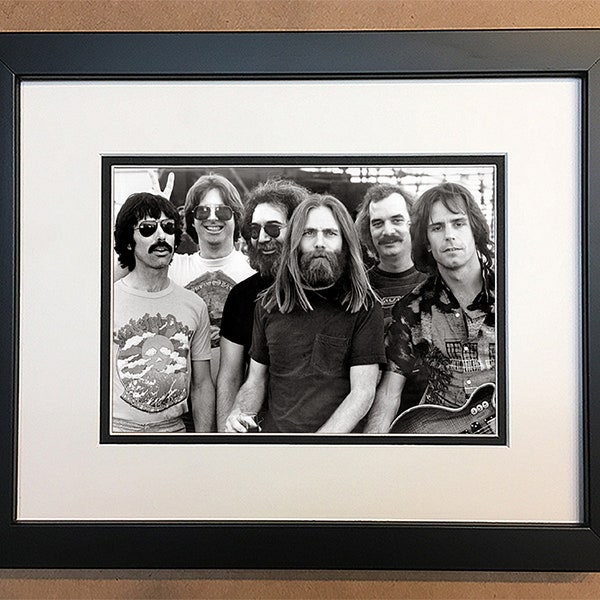 Grateful Dead Photo Professionally Framed, Matted 10x8.