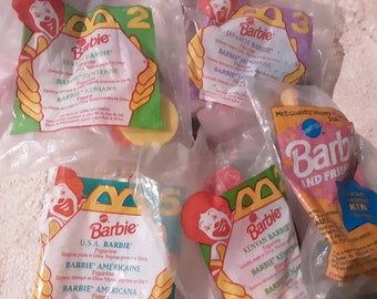 GENUINE MATTEL BASKET OF LOAVES OF BREAD FOOD ACCESSORY LOT NEW FROM BOX
