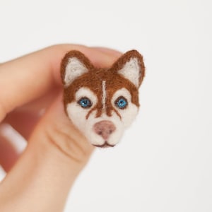 Siberian Husky pin, Custom dog portrait, Malamute brooch, Miniature personalized dog sculpture, Dog mom gifts, Pet loss memorial jewelry