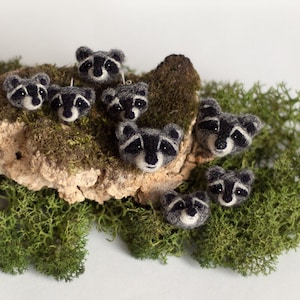 Cute raccoon pin