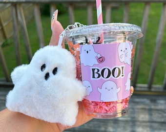 Halloween Classroom Favor - Halloween Party - Classroom Treats - Trick or Treat - Halloween Cups - Boo Basket Stuffer - Ghost Keychain