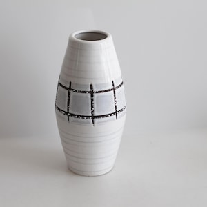Scheurich: 248-22  vase,  West German Pottery, Fat Lava, WGP