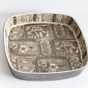 Gorgeous bowl by Nils Thorsson for  Royal Copenhagen, Baca Fayence, 2885 719 Denmark, Danish Pottery