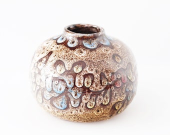 Studio Pottery: Bulbous vase, unknown maker,