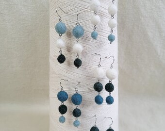Earrings three balls in merino wool blue collection