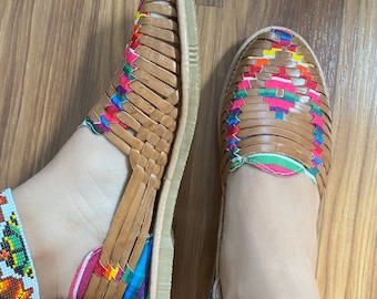 Zarape huaraches ,  colorful Sandal huarache, huaraches mexicanos, mexican sandal, mexican shoes