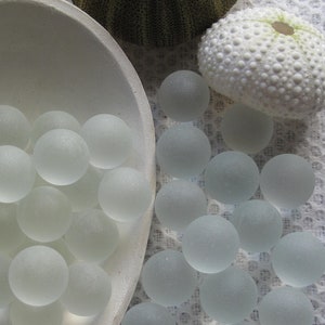 25 Stück Frost Color Sea Glass Murmeln, Kugeln 15+ mm, Glasperlen, getrommelt