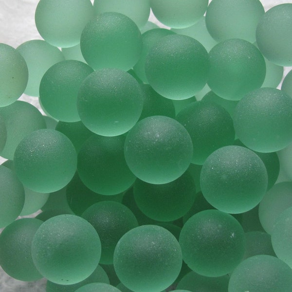 25 pcs Mint Emerald Green Sea Glass Balls 16mm Jewelry Quality Sea Glass , Frosted Glass Marbles , Glass Beads, Tumbled