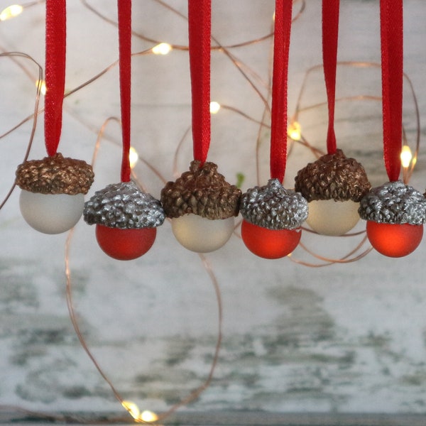 10 Tumbled Red n White Sea Glass Marble Acorn Cap Ornaments w/ Silver n Bronze Brushed Caps. Christmas Fall Seasonal Codd Balls