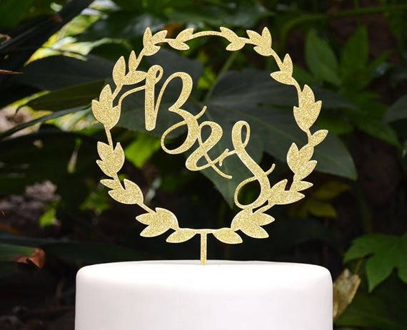 Wreath Initials Cake Topper - Wedding Custom Personalized Name Cake Topper